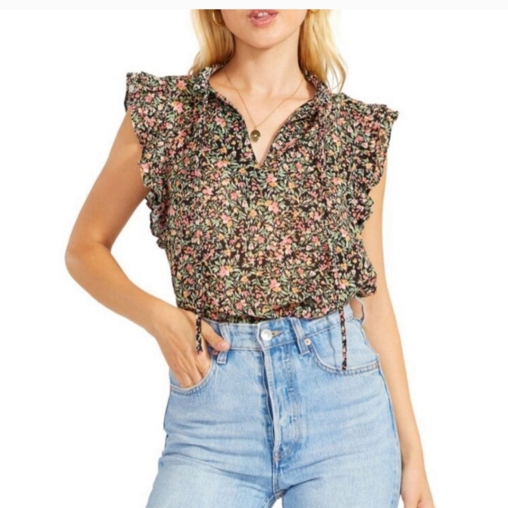 BB Dakota Shirt Floral Sleeveless Sz Small